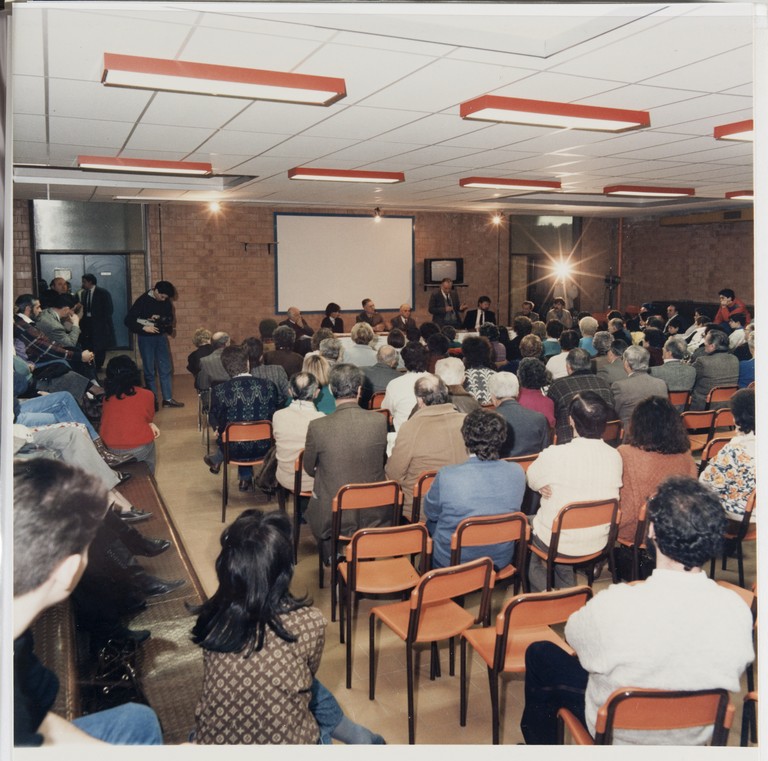 Modena 5 marzo 1987, inaugurazione della mostra "Pane e Guerra 1935-1945 Alimentazione civile e militare in Emilia Romagna"